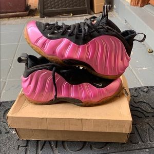 Nike foamposite pro one pearlized pink